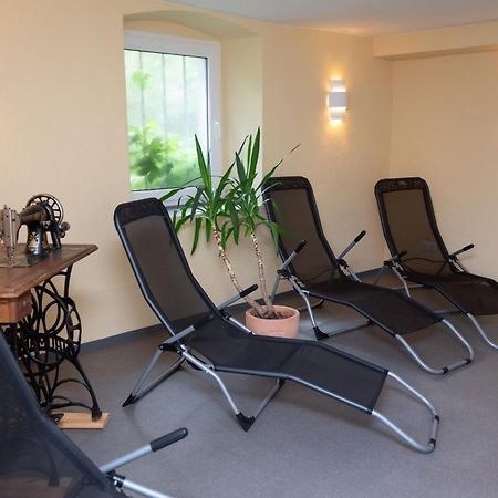 Moderne Ferienwohnung In Alter Villa Georgenthal  Exteriör bild